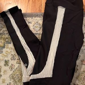 Alo Yoga Leggings